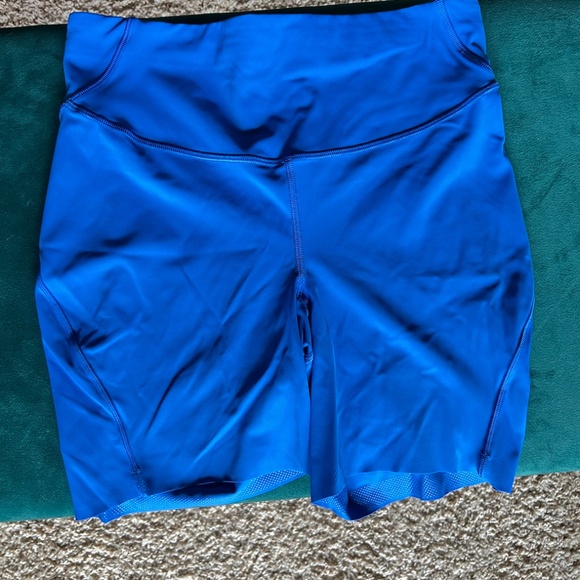 lululemon athletica Blue Athletic Shorts - Picture 5 of 8